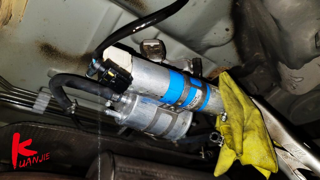 BENZ W220 S320 引擎無法發動拋錨故障 汽油泵浦 汽油芯