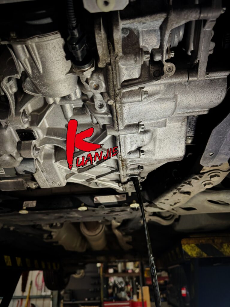 2020年 BMW 218I F44 顯示跳出變速箱油保養傳動系統故障 DCTF2七速雙離合器變速箱油更換