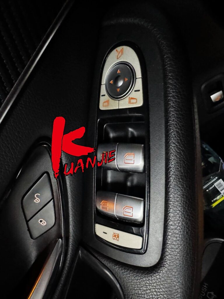 BENZ賓士GLC300 X253 X254駕駛電動窗按鈕沒反應窗戶下降打不開