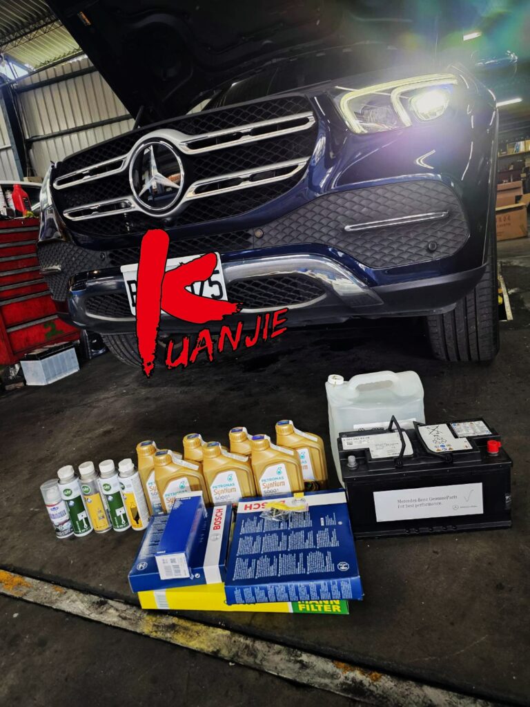 BENZ W167 GLE300D 定期保養機油空氣冷氣濾芯更換 GAT化學品 尿素添加OM654