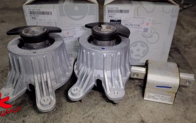 BENZ W205 C180 M274 怠速抖動 起步底盤加速異音 引擎腳 變速箱腳. 空氣冷氣機油心更換