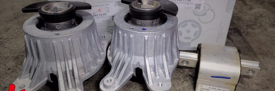 BENZ W205 C180 M274 怠速抖動 起步底盤加速異音 引擎腳 變速箱腳. 空氣冷氣機油心更換